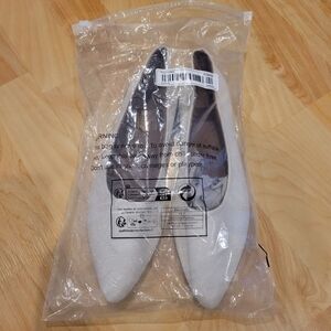 Cream Flat Shoes Size 8 New